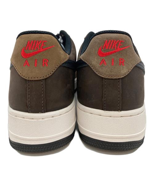 NIKE（ナイキ）NIKE (ナイキ) AIR FORCE 1 LOW RETRO ブラウン×ホワイト サイズ:US9の古着・服飾アイテム