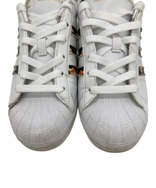 adidas（アディダス）adidas (アディダス) marimekko (マリメッコ) Superstar ホワイト×ブラック サイズ:US7の古着・服飾アイテム