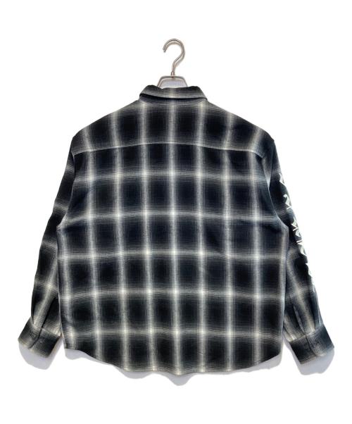 X-LARGE（エクストララージ）X-LARGE (エクストララージ) OLD ENGLISH L/S FLANNEL SHIRT ブラック×ホワイト サイズ:Mの古着・服飾アイテム