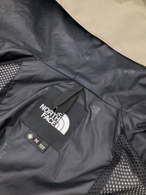 THE NORTH FACE（ザ ノース フェイス）THE NORTH FACE (ザ ノース フェイス) Mountain light jacket カーキ×ブラック サイズ:Mの古着・服飾アイテム