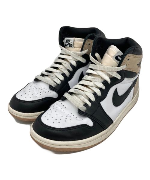 NIKE（ナイキ）NIKE (ナイキ) WMNS AIR JORDAN 1 RETRO HIGH OG ベージュ×ブラック サイズ:US7の古着・服飾アイテム