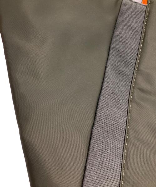 BRIEFING（ブリーフィング）BRIEFING (ブリーフィング) TILT TRIANGLE TOTE オリーブの古着・服飾アイテム