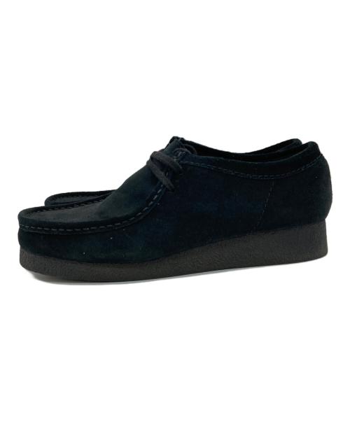 CLARKS（クラークス）CLARKS (クラークス) Wallabee Black Suede ブラック サイズ:US8 1/2の古着・服飾アイテム
