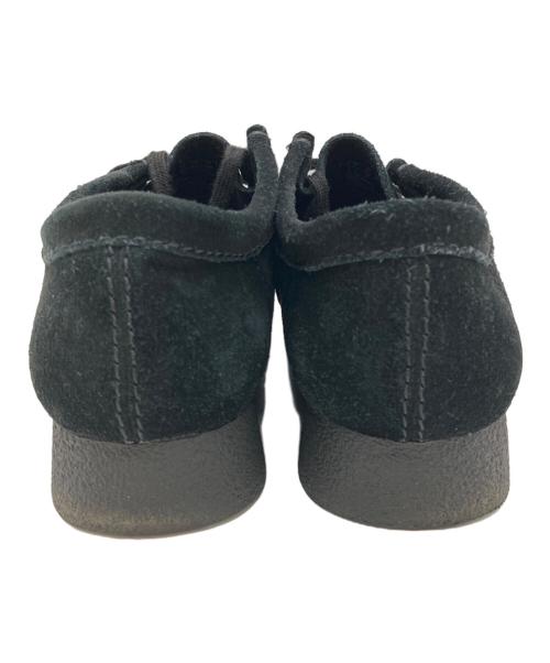 CLARKS（クラークス）CLARKS (クラークス) Wallabee Black Suede ブラック サイズ:US8 1/2の古着・服飾アイテム