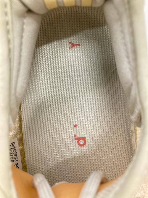 adidas（アディダス）adidas (アディダス) YEEZY BOOST 350 V2 ホワイト サイズ:US7 1/2の古着・服飾アイテム