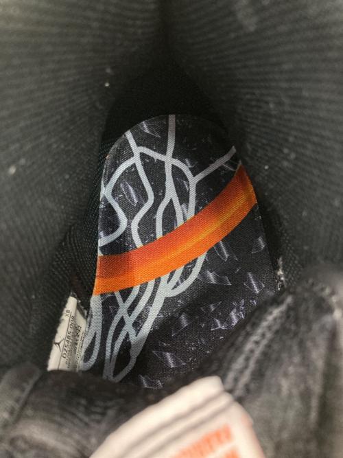 NIKE（ナイキ）NIKE (ナイキ) AIR JORDAN 1 RETRO HIGH OG ブラック×オレンジ サイズ:US10.5の古着・服飾アイテム