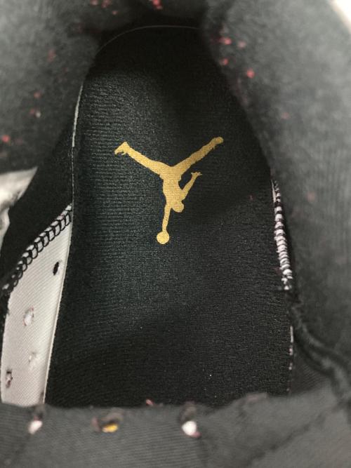NIKE（ナイキ）NIKE (ナイキ) AIR JORDAN 6 RETRO ホワイト×イエロー サイズ:US9の古着・服飾アイテム