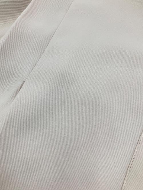 Tnewties（トゥエンティーズ）Tnewties (トゥエンティーズ) バックプリーツシャツ アイボリー サイズ:Mの古着・服飾アイテム