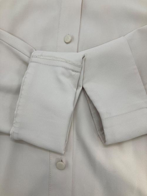 Tnewties（トゥエンティーズ）Tnewties (トゥエンティーズ) バックプリーツシャツ アイボリー サイズ:Mの古着・服飾アイテム