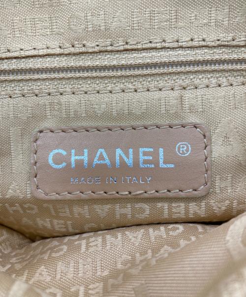 CHANEL（シャネル）CHANEL (シャネル) チョコバーワンショルダーバッグ ベージュの古着・服飾アイテム