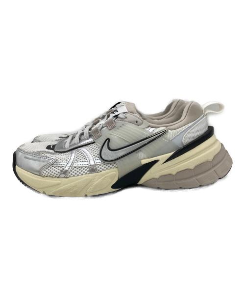 NIKE（ナイキ）NIKE (ナイキ) V2K RUN ホワイト サイズ:US7の古着・服飾アイテム