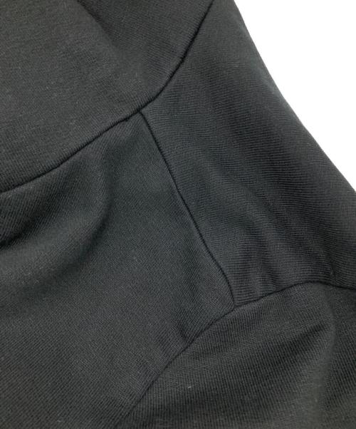 wjk（ダブルジェイケー）wjk (ダブルジェイケー) high-neck hood ブラック サイズ:Mの古着・服飾アイテム