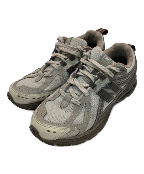 NEW BALANCE（ニューバランス）NEW BALANCE (ニューバランス) M1906RHD ベージュ サイズ:US7/JPN25の古着・服飾アイテム