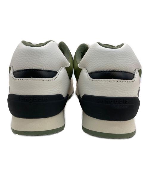 にゅ~ず（ニュ～ズ）にゅ~ず (ニュ～ズ) Banksy (バンクシー) 『BONSAI』BRANDALISED ホワイト×グリーン サイズ:US9/UK8.5/CM27の古着・服飾アイテム