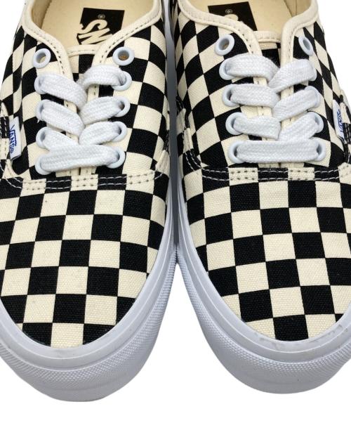 VANS（ヴァンズ）VANS (ヴァンズ) Premium Authentic ホワイト×ブラック サイズ:US M7の古着・服飾アイテム