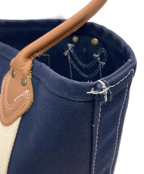 L.L.Bean（エルエルビーン）L.L.Bean (エルエルビーン) Classic Leather Handle Katahdin Boat and Tote ネイビー×ホワイトの古着・服飾アイテム