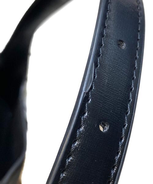 CHARLES & KEITH（チャールズアンドキース）CHARLES & KEITH (チャールズアンドキース) ウィステリア ショルダーバッグ ブラックの古着・服飾アイテム
