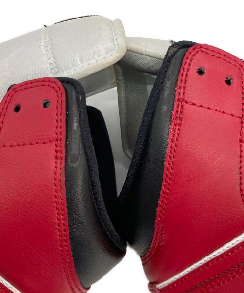NIKE（ナイキ）NIKE (ナイキ) WMNS AIR JORDAN 1 MID レッド×ホワイト サイズ:US11の古着・服飾アイテム