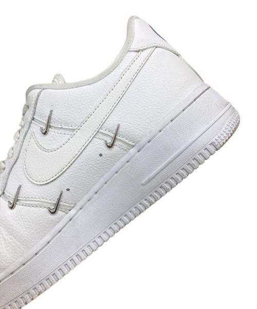 NIKE（ナイキ）NIKE (ナイキ) WMNS AIR FORCE 1 '07 LX ホワイト サイズ:US10.5の古着・服飾アイテム