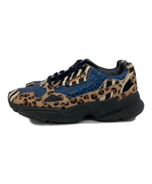 adidas（アディダス）adidas (アディダス) FALCON W ベージュ×ブルー サイズ:US6の古着・服飾アイテム