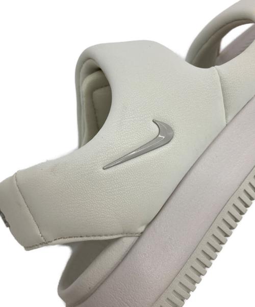 NIKE（ナイキ）NIKE (ナイキ) CALM SANDAL ホワイト サイズ:US5の古着・服飾アイテム