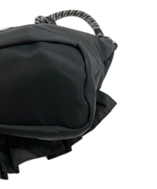 OUTDOOR（アウトドア）OUTDOOR (アウトドア) Risley (リズレー) Triangle mini bag with frills ブラックの古着・服飾アイテム