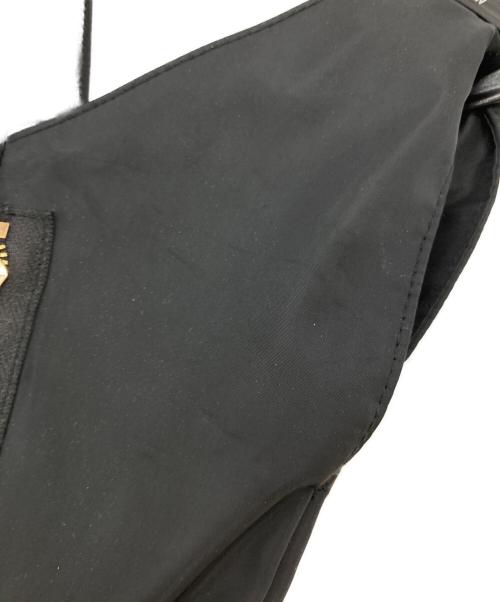 OUTDOOR（アウトドア）OUTDOOR (アウトドア) Risley (リズレー) Triangle mini bag with frills ブラックの古着・服飾アイテム