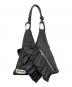 OUTDOOR（アウトドア）の古着「Triangle mini bag with frills」｜ブラック