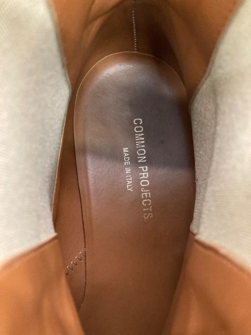 COMMON PROJECTS（コモンプロジェクツ）COMMON PROJECTS (コモンプロジェクツ) サイドゴアチェルシー ブーツ ベージュ サイズ:43の古着・服飾アイテム