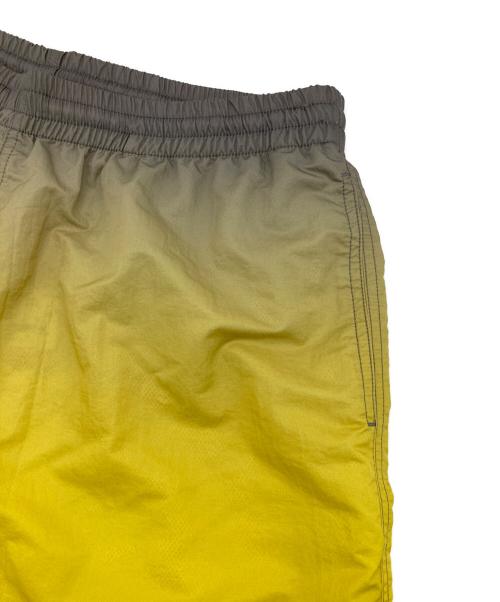 GRAMICCI（グラミチ）GRAMICCI (グラミチ) Tide Swim Short イエロー×グレー サイズ:L 未使用品の古着・服飾アイテム