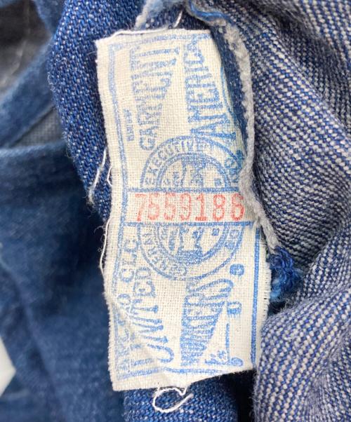 CarHartt（カーハート）CarHartt (カーハート) デニムオーバーオール インディゴ サイズ:38×32の古着・服飾アイテム