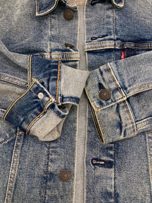 LEVI'S（リーバイス）LEVI'S (リーバイス) トラッカージャケット インディゴ サイズ:Sの古着・服飾アイテム