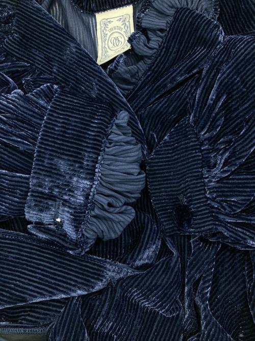 Tnewties（トゥエンティーズ）Tnewties (トゥエンティーズ) お城を奪い返しちゃおうフリルデザインベルベットトップス ネイビー サイズ:Mの古着・服飾アイテム