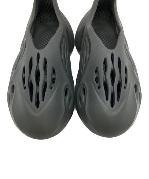 adidas（アディダス）adidas (アディダス) YEEZY Foam Runner ブラック サイズ:US8の古着・服飾アイテム
