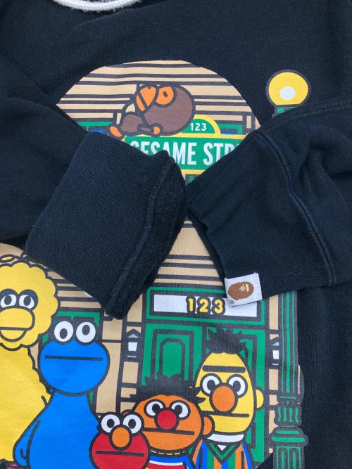 A BATHING APE（アベイシングエイプ）A BATHING APE (アベイシングエイプ) SESAME STREET (セサミストリート) PULLOVER HOODIE ブラック サイズ:Lの古着・服飾アイテム