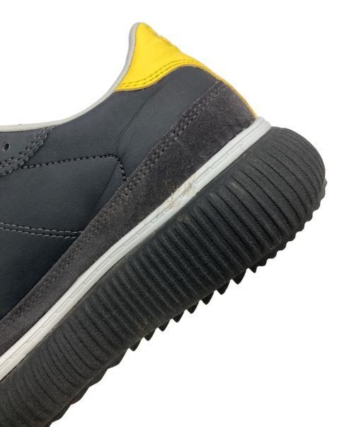 Onitsuka Tiger（オニツカタイガー）Onitsuka Tiger (オニツカタイガー) DELECITY ブラック×イエロー サイズ:US5の古着・服飾アイテム