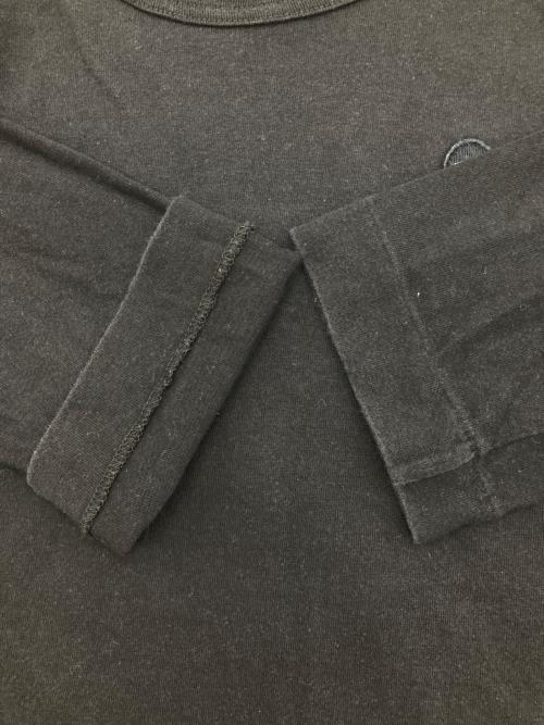 PLAY COMME des GARCONS（プレイコムデギャルソン）PLAY COMME des GARCONS (プレイコムデギャルソン) ハートロゴワッペンL/Sカットソー ブラック サイズ:Lの古着・服飾アイテム