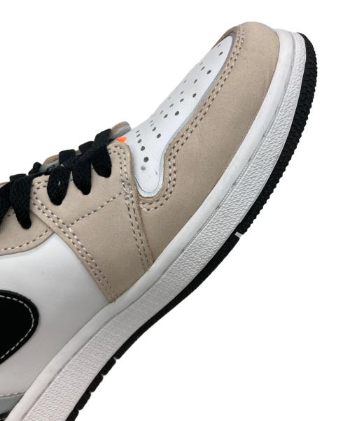 NIKE（ナイキ）NIKE (ナイキ) AIR JORDAN 1 RETRO HIGH OG ホワイト サイズ:US9の古着・服飾アイテム