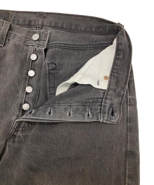 LEVI'S（リーバイス）LEVI'S (リーバイス) ［古着］501デニムパンツ ブラック サイズ:30×32(レディースサイズ)の古着・服飾アイテム