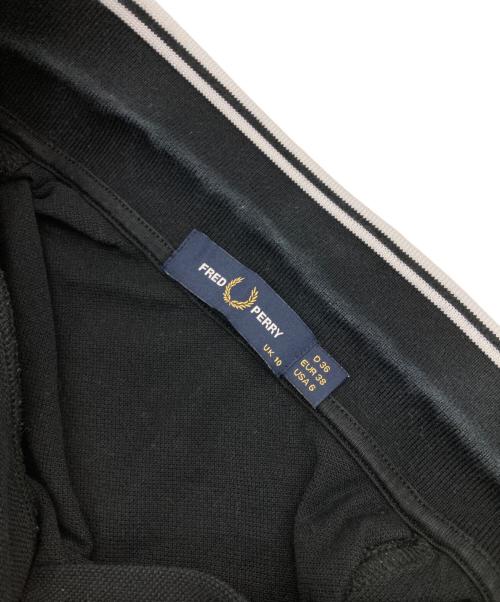 FRED PERRY（フレッドペリー）FRED PERRY (フレッドペリー) The Fred Perry Shirt ブラック サイズ:36の古着・服飾アイテム