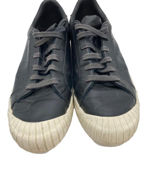 adidas（アディダス）adidas (アディダス) Everyn ブラック×ホワイト サイズ:US8 1/2の古着・服飾アイテム