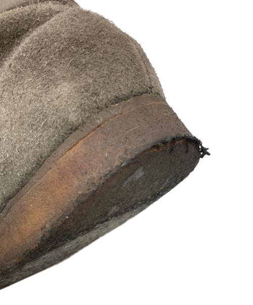 CLARKS（クラークス）CLARKS (クラークス) WALLABEE グレー サイズ:8 1/2の古着・服飾アイテム