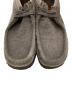 中古・古着 CLARKS (クラークス) WALLABEE グレー サイズ:8 1/2：6000円
