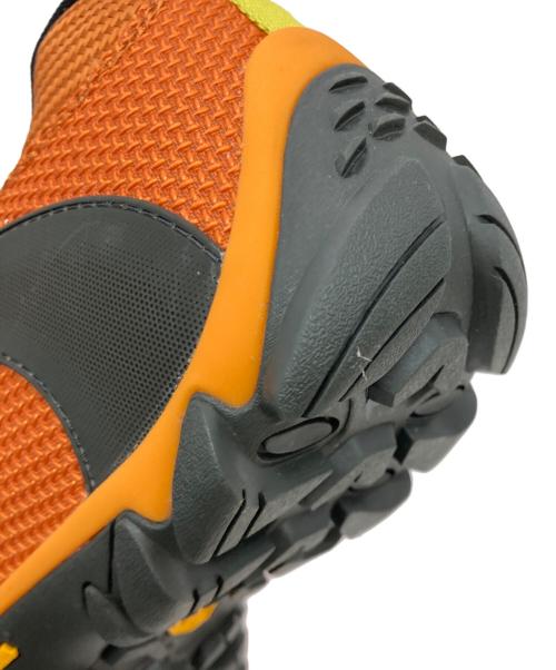 MERRELL（メレル）MERRELL (メレル) CHAMELEON 8 STORM GORE-TEX オレンジ×ブラック サイズ:USA8.5の古着・服飾アイテム