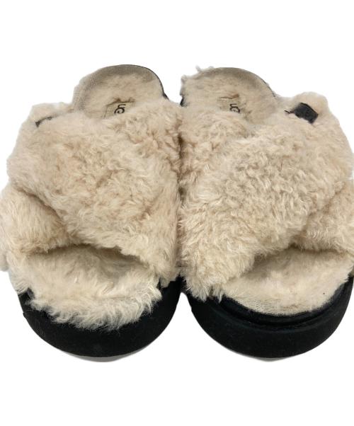 UGG（アグ）UGG (アグ) ファーサンダル ホワイト サイズ:USA7の古着・服飾アイテム