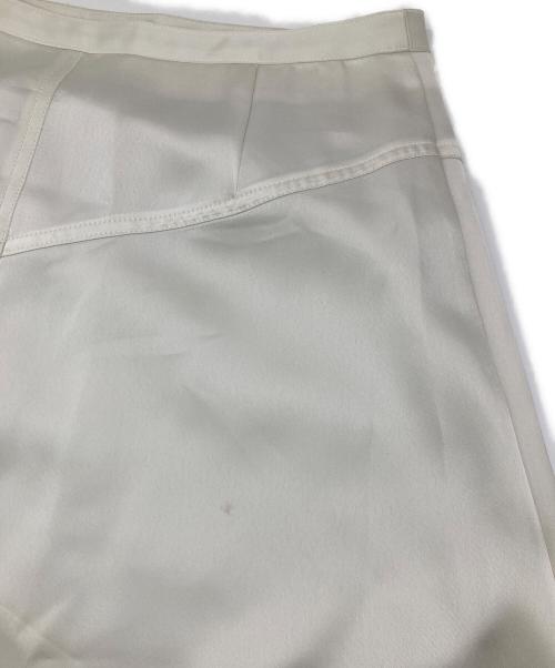 STUDIOUS（ステュディオス）STUDIOUS (ステュディオス) Stretch Satin Skirt ホワイト サイズ:2の古着・服飾アイテム