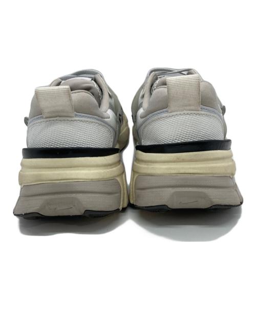 NIKE（ナイキ）NIKE (ナイキ) V2K ラン ホワイト サイズ:US9.5の古着・服飾アイテム