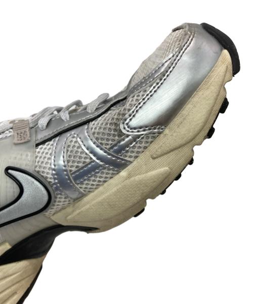 NIKE（ナイキ）NIKE (ナイキ) V2K ラン ホワイト サイズ:US9.5の古着・服飾アイテム