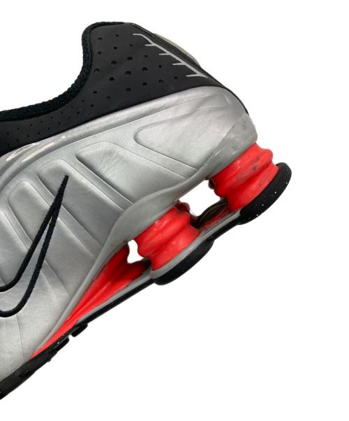 NIKE（ナイキ）NIKE (ナイキ) SHOX R4 シルバー×ブラック サイズ:US8.5の古着・服飾アイテム