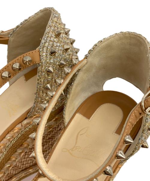 Christian Louboutin（クリスチャン・ルブタン）Christian Louboutin (クリスチャン・ルブタン) MADMONICAウエッジサンダル ベージュ サイズ:39の古着・服飾アイテム